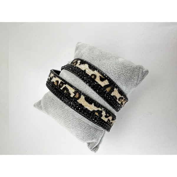 Siyah Leopar Desenli Taşlı Bileklik